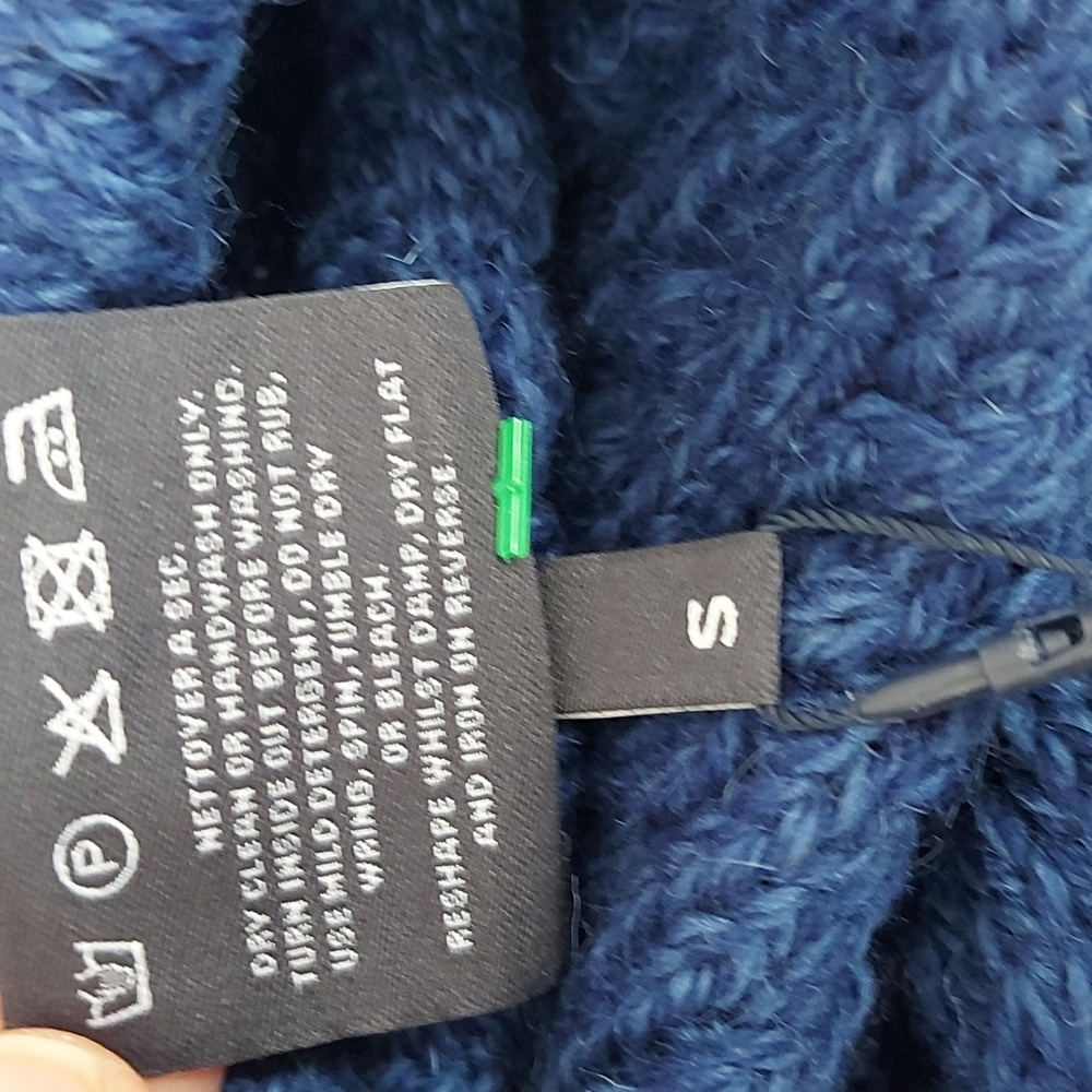 ARAN Woolen Mills PATCHWORK CARDIGAN WITH COLLAR - Picture 7 of 13